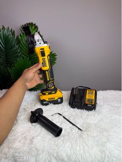 Dewalt Grinder XR Kit 20v