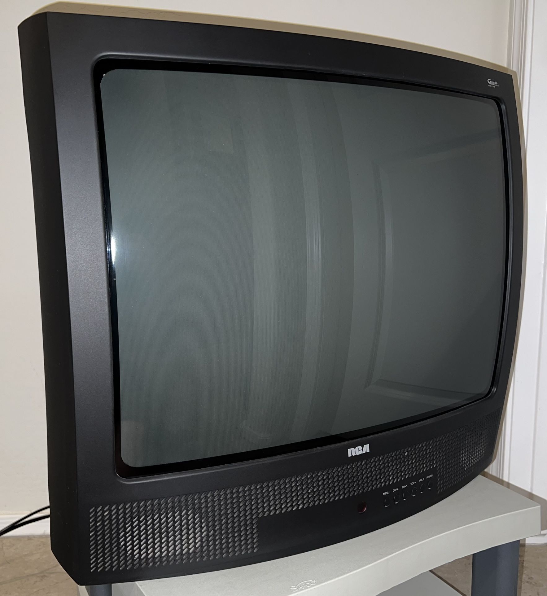 RCA 25” CRT TV W/ Remote -Model # F25432