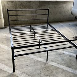 Queen Metal Bed Frame 