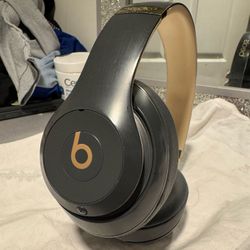 Grey & Gold Beats Studio 3 Wireless Noise Cancelling Headphones 