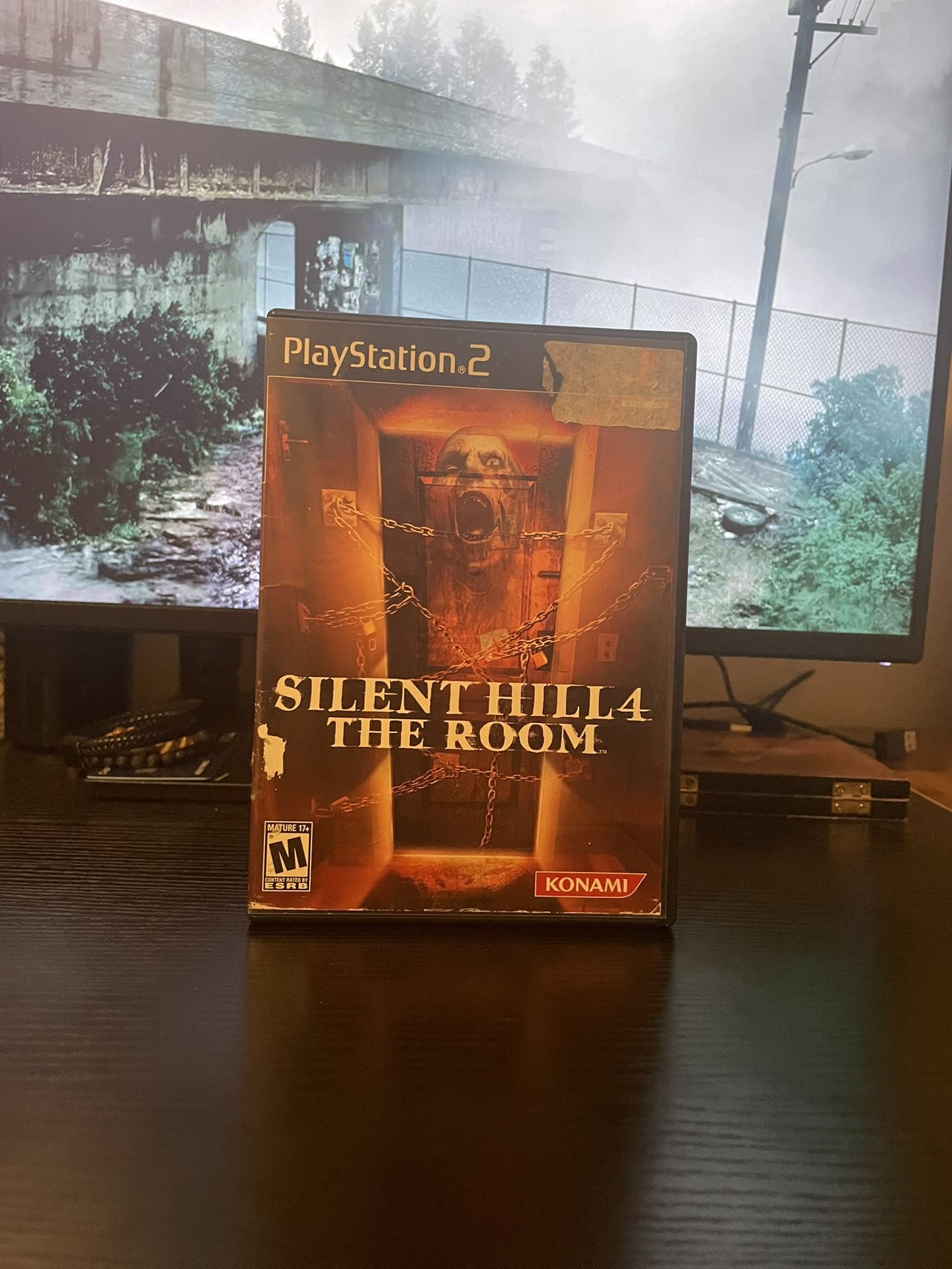 PS2 Silent Hill 4 Game