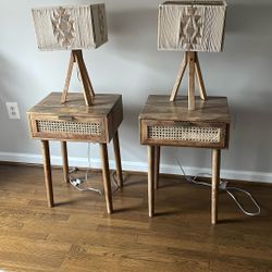 2 End Tables W/Lamps
