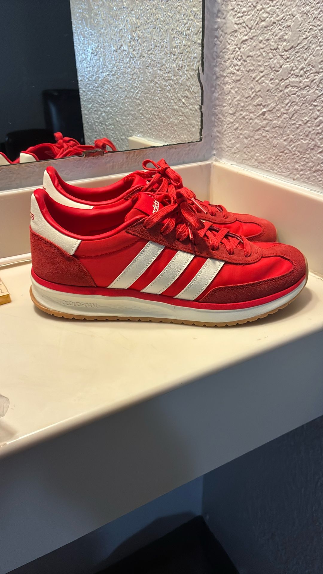 RUN 70S 2.0 SHOES