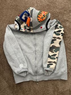 Bape hoodie Size medium