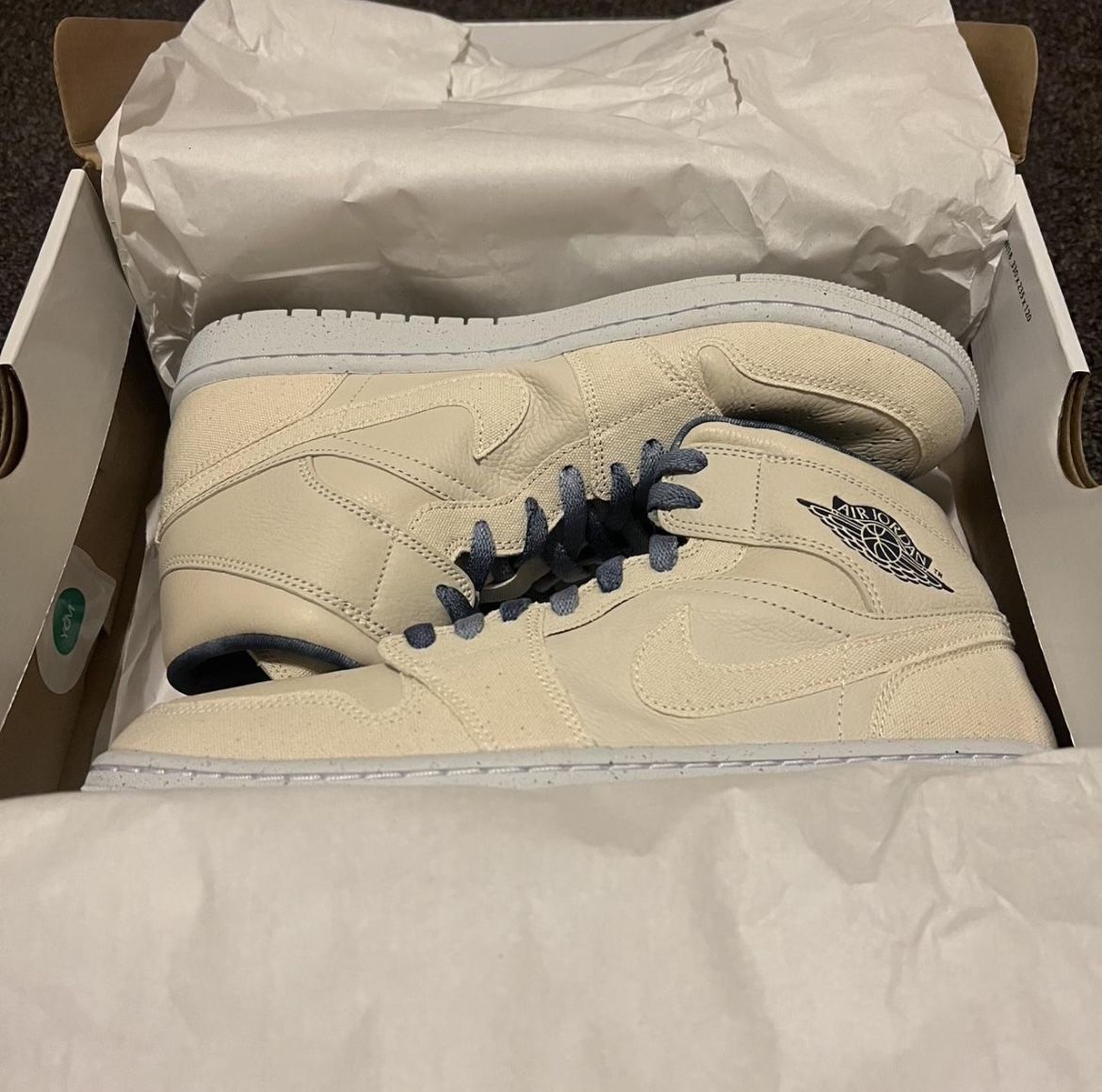 Air Jordan 1 “Sanddrift” WMNS size 11 MENS size 9.5