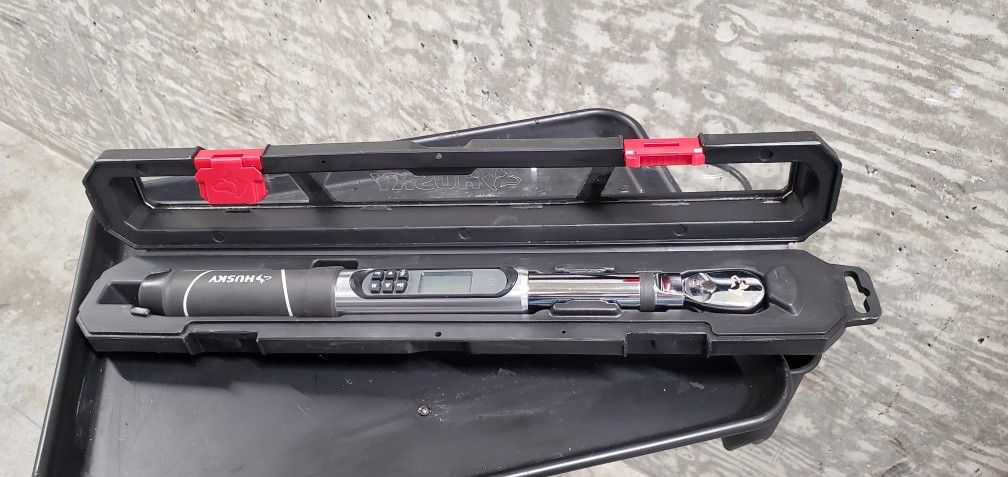 Husky
3/8 in. Electronic Torque Wrench