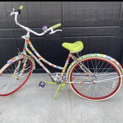 Super Cool Floral Bicycle Strand Cruiser