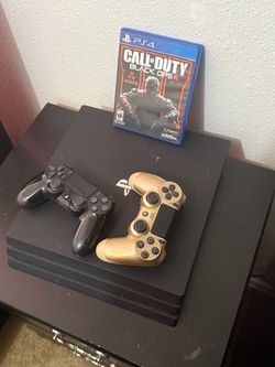 PS4 for sale 2 controls and 1 game
