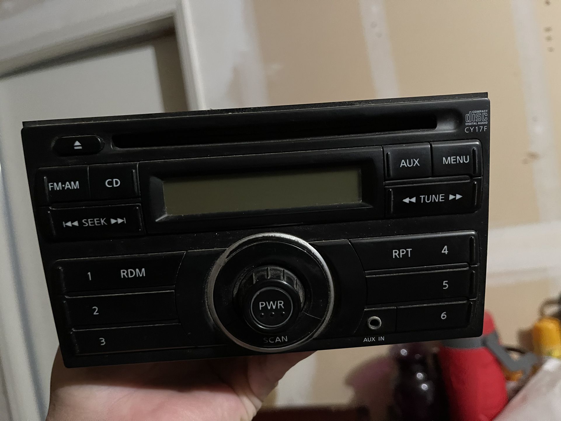 2011 Nissan versa factory CD Radio player