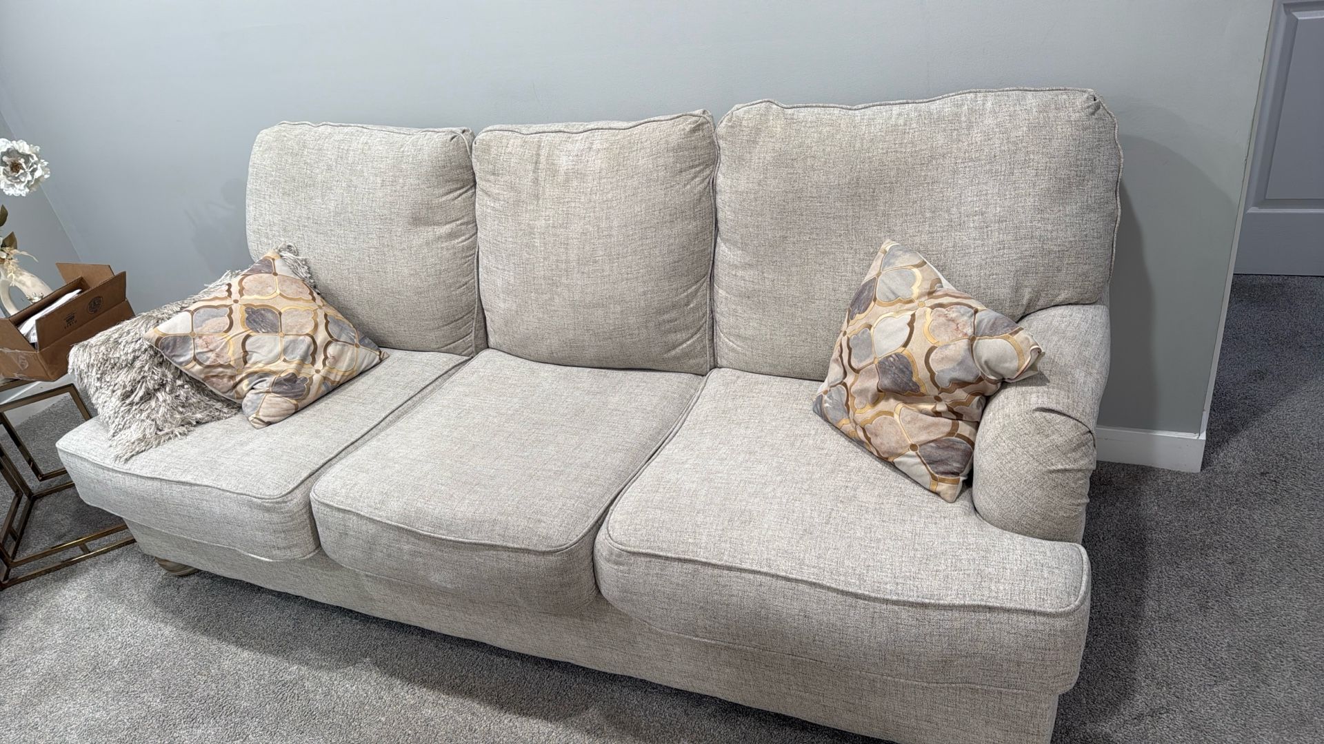 ‏Comfortable Sofa ‏Condition: Gently used, very clean Coler light gray Seater 3 and 2  Large shape No damge
