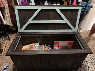 Wood Chest