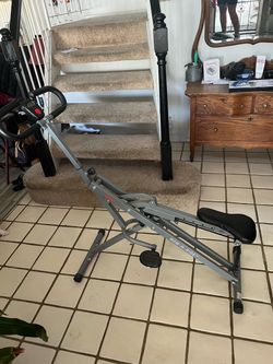Squat machine