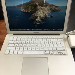 Used Macbook Air 2014 (11inch) 