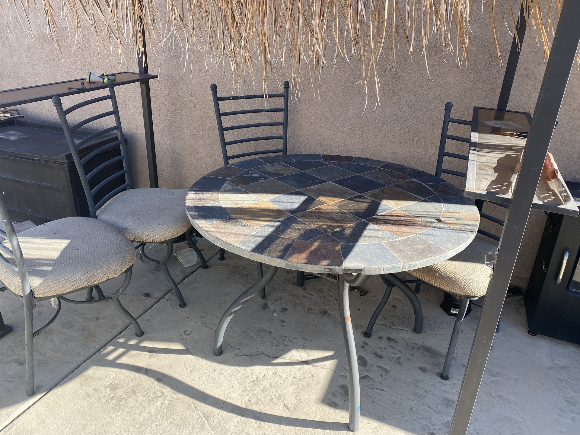 Slate And metal Table With 4 Chairs for Sale in Jurupa Valley, CA OfferUp
