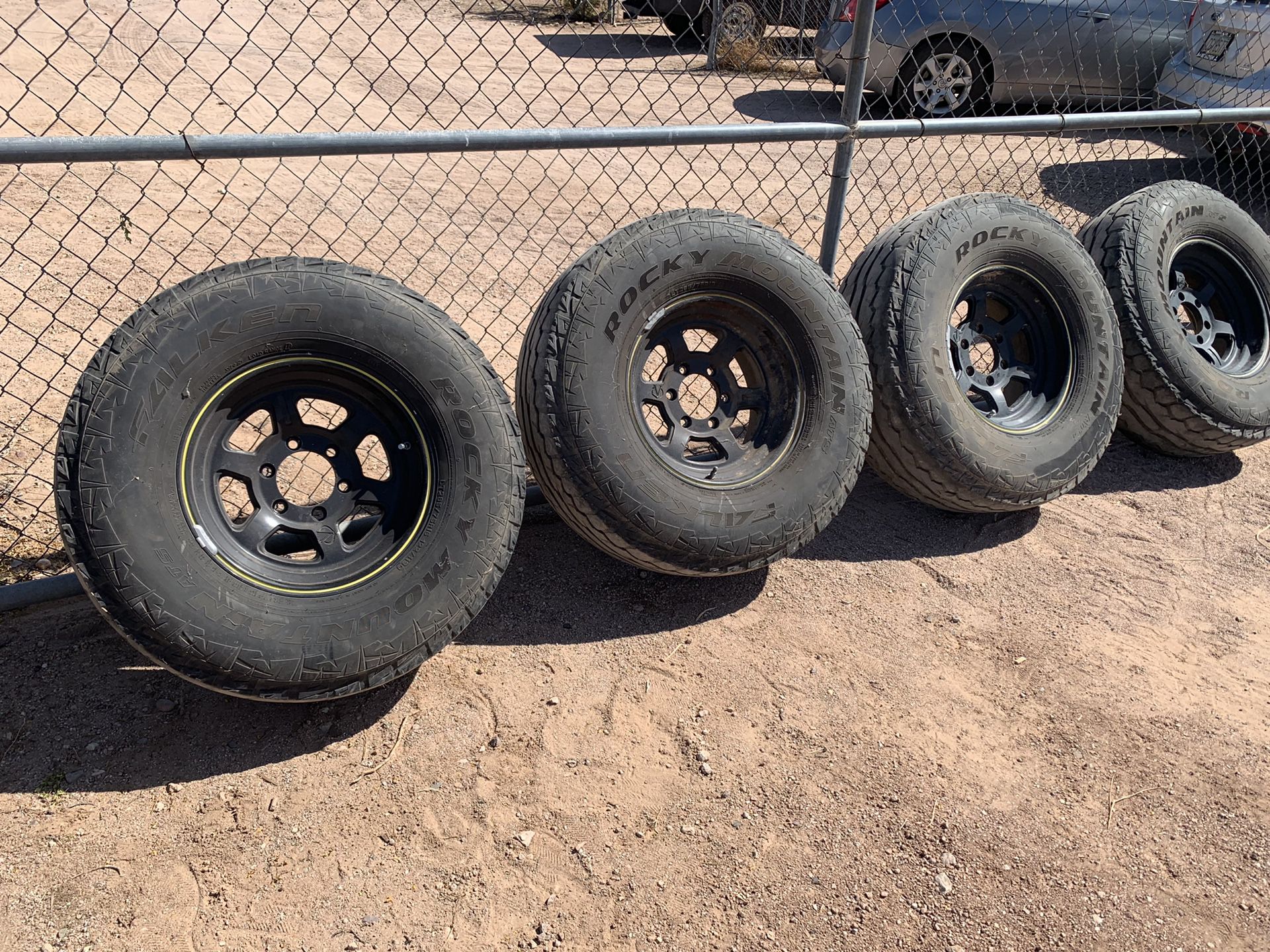 Chevy/GMC 4x4 Wheels and Tires