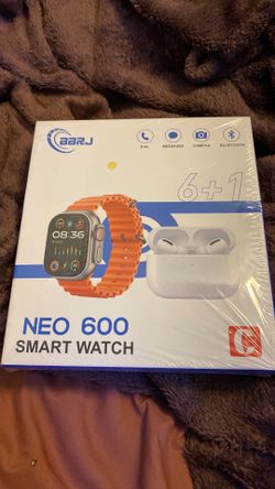 6 + 1 Neo 600 Smart Watch and Earbuds