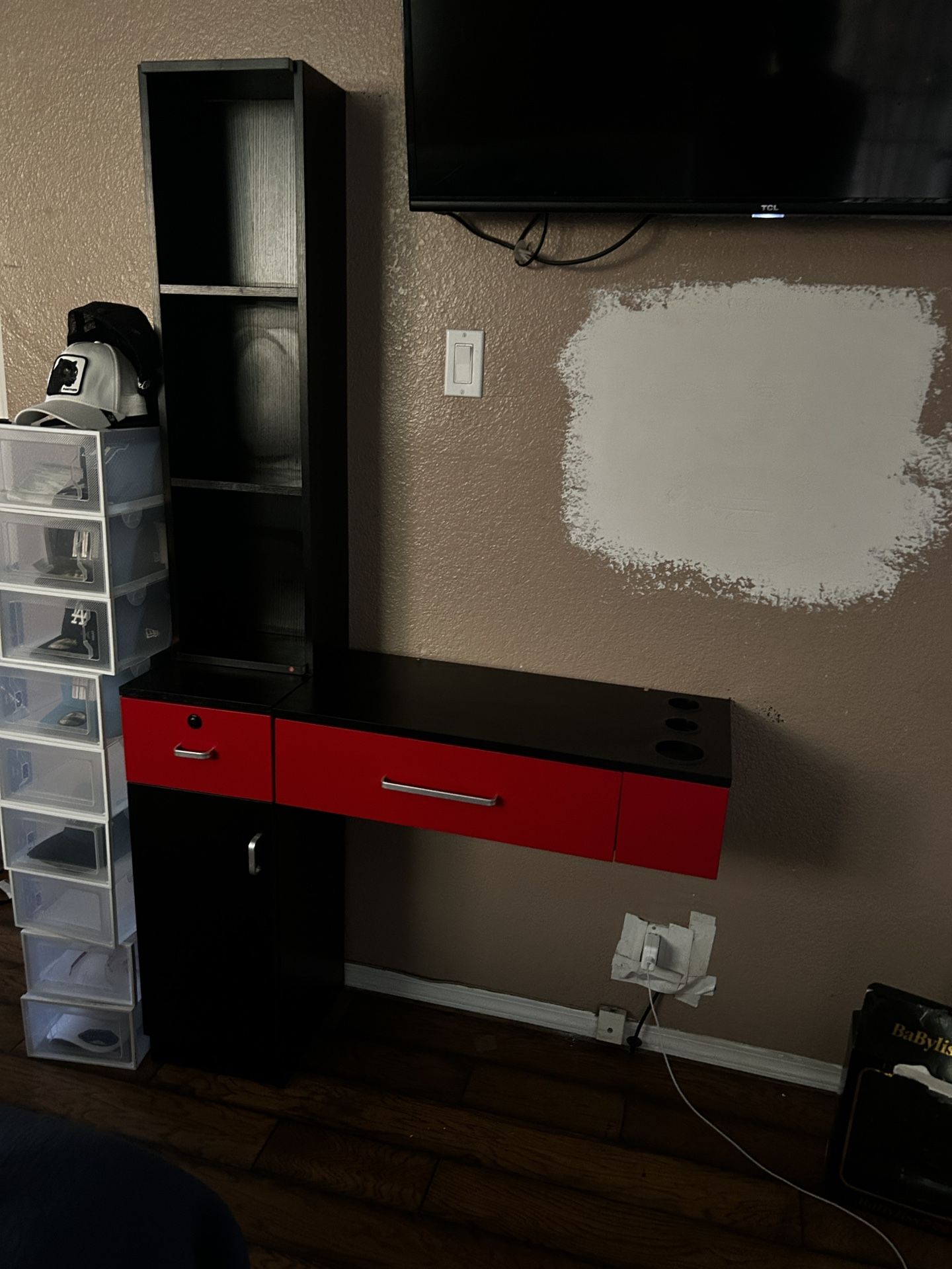 Red Barber Station Lmk Want Gone