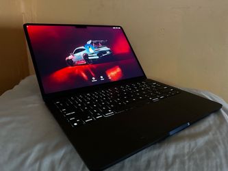 Late 2022. MacBook Air 13”. M2 chip /8Gb ram /256 ssd