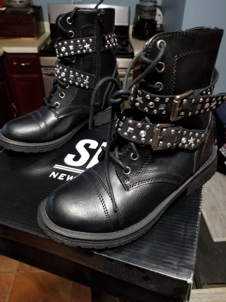 Girls Boots Size 13