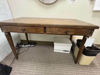 Free Desk