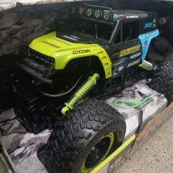 RC 4x4 Ford Bronco UNOPENED