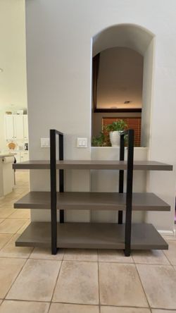 Bookshelve