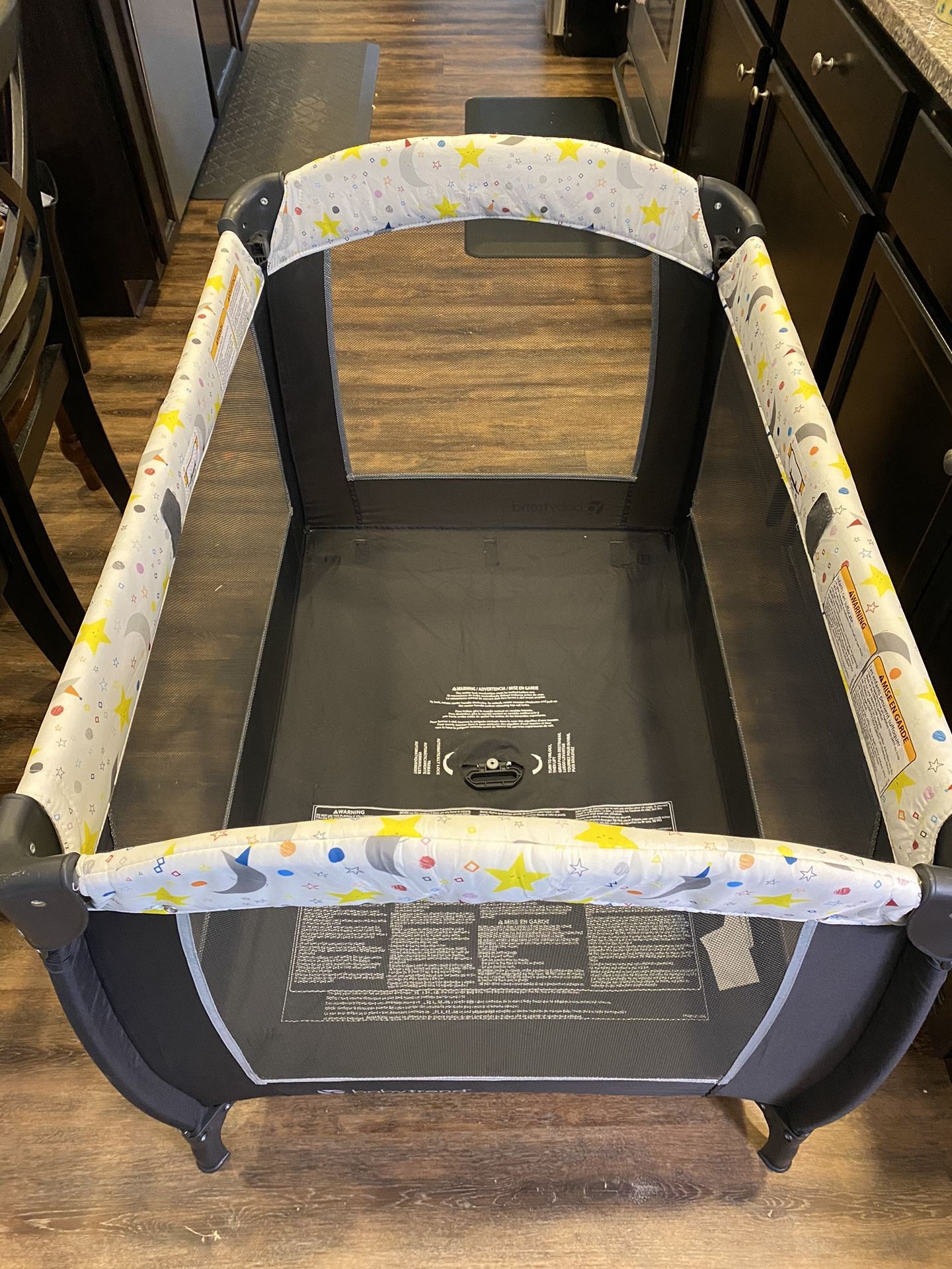 Lil Snooze Pack N Play Deluxe 2 Nursery Center