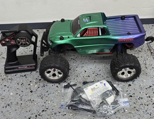 Taxxas Rustler XL5