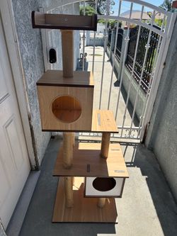 Cat tree