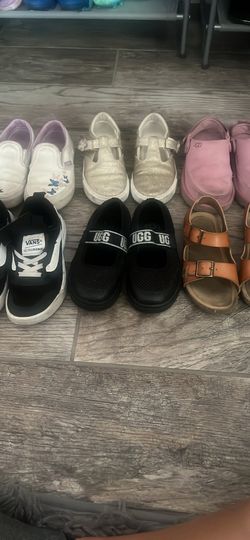 Girls shoes