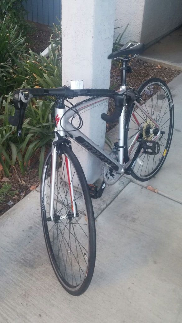 Bicycle: Specialized Allez Sport Compact 2013 bike