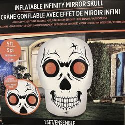 🆕 Halloween Inflatable Mirror Skull 60 X 40. 2 Left