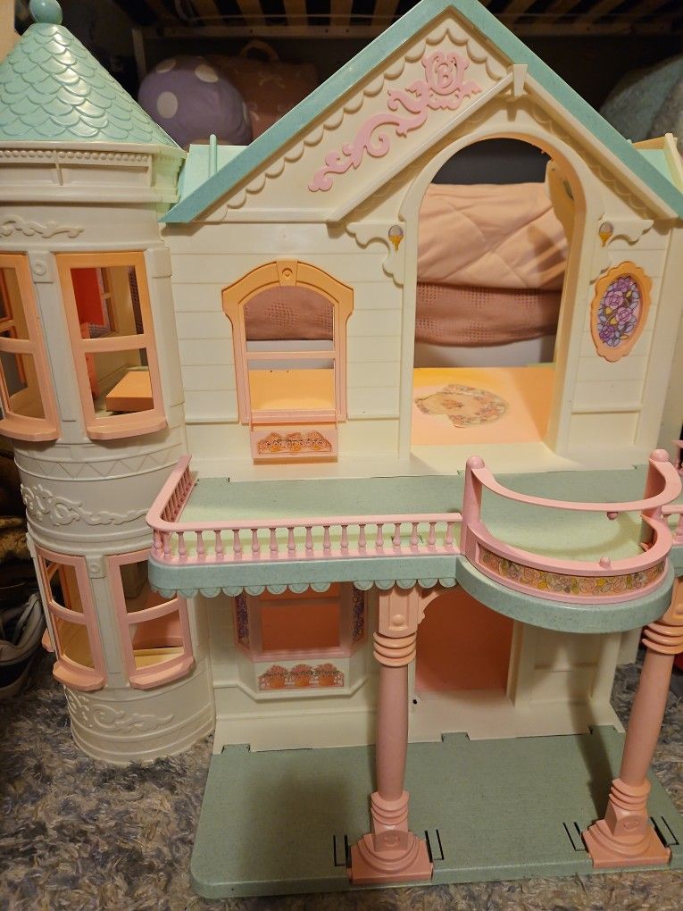 1995 Barbie Dream House