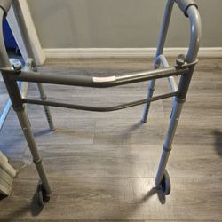 Never USED walker