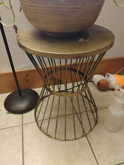 Metal table