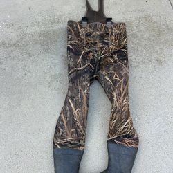 Camouflage Neoprene Waders Size 8