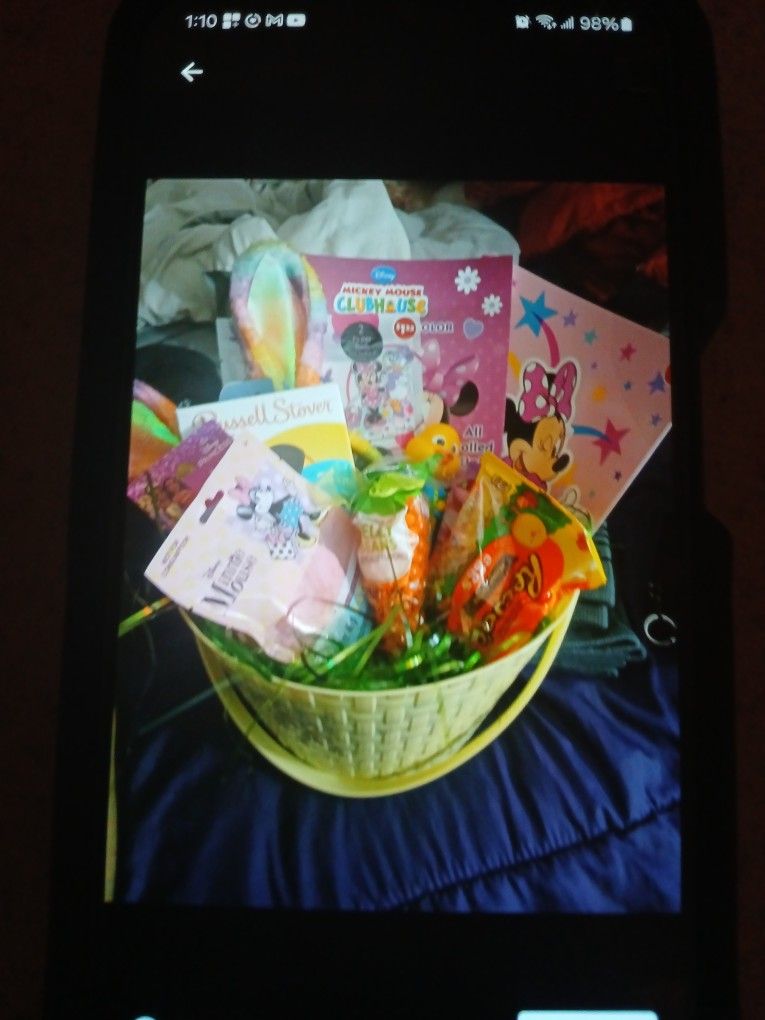Minnie Mouse Easter Basket