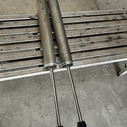 2.0 Performance Series Shocks 980-24-664
