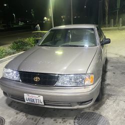 1998 Toyota Avalon XL