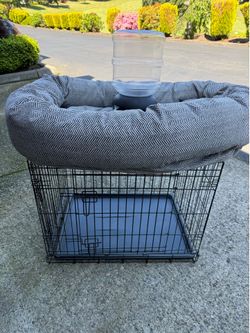 Dog Kennel Bed & Watering Bowl