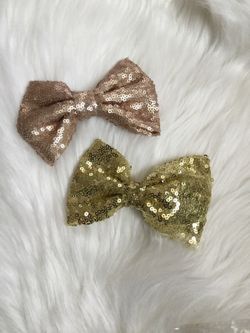Girl clip bows