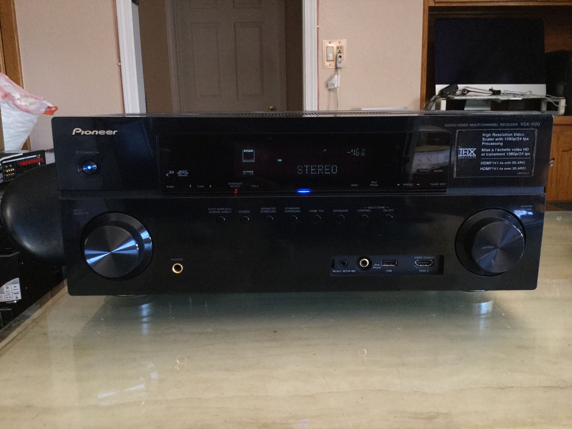 Pioneer VSX-1120-K Multi - Channel Receiver great shape