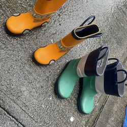 Toddler Size 9 Rain Boots 