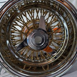 13x7 72 Crosslace Diamond Cut Spokes Gold Centers