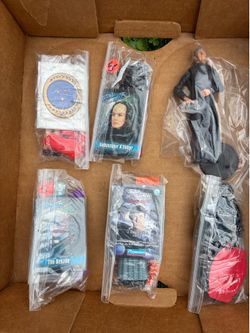 STAR TREK NEXT GENERATION FIGURES