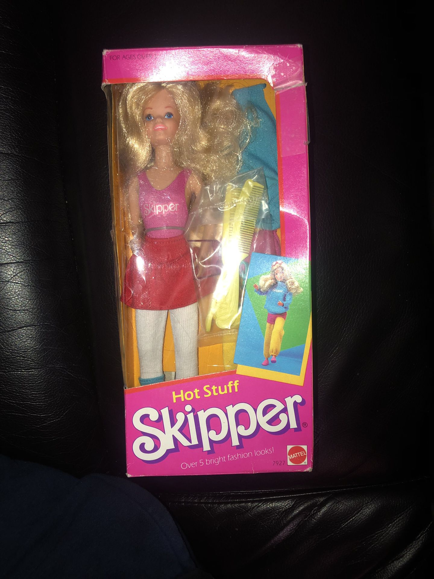 Hot Stuff Skipper 5 Bright Fashion Looks Barbie Doll NRFB 1984 New In Box NIB
