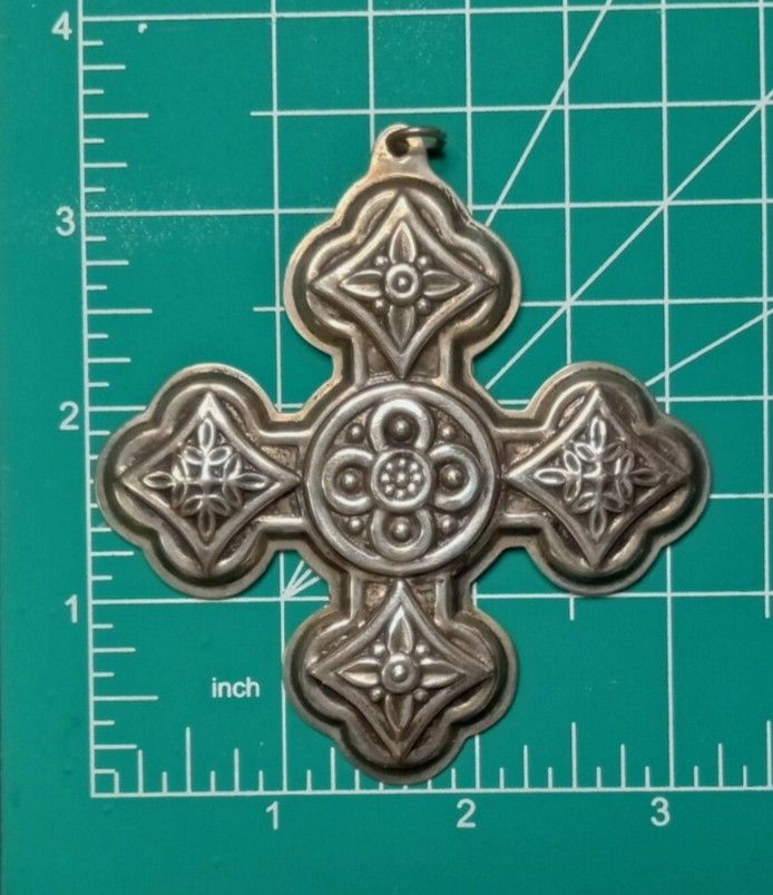 Collector Reed & Barton Sterling Christmas Cross Circa 1971 ⛓️