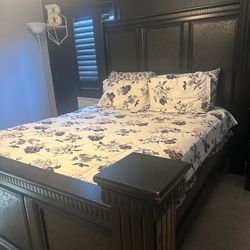 Queen Bed Set With Dresser