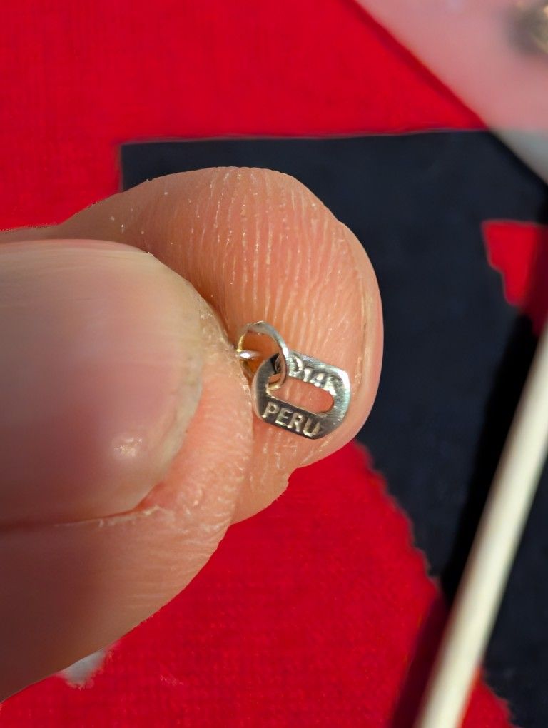 14K White Gold Thin Cube Chain. 20"