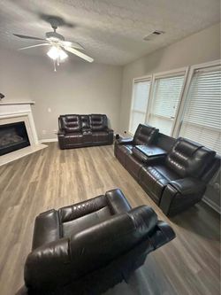 BRAND NEW LEATHER RECLINER LIVING ROOM SET BROWN / BLACK. FAST DELIVERY
